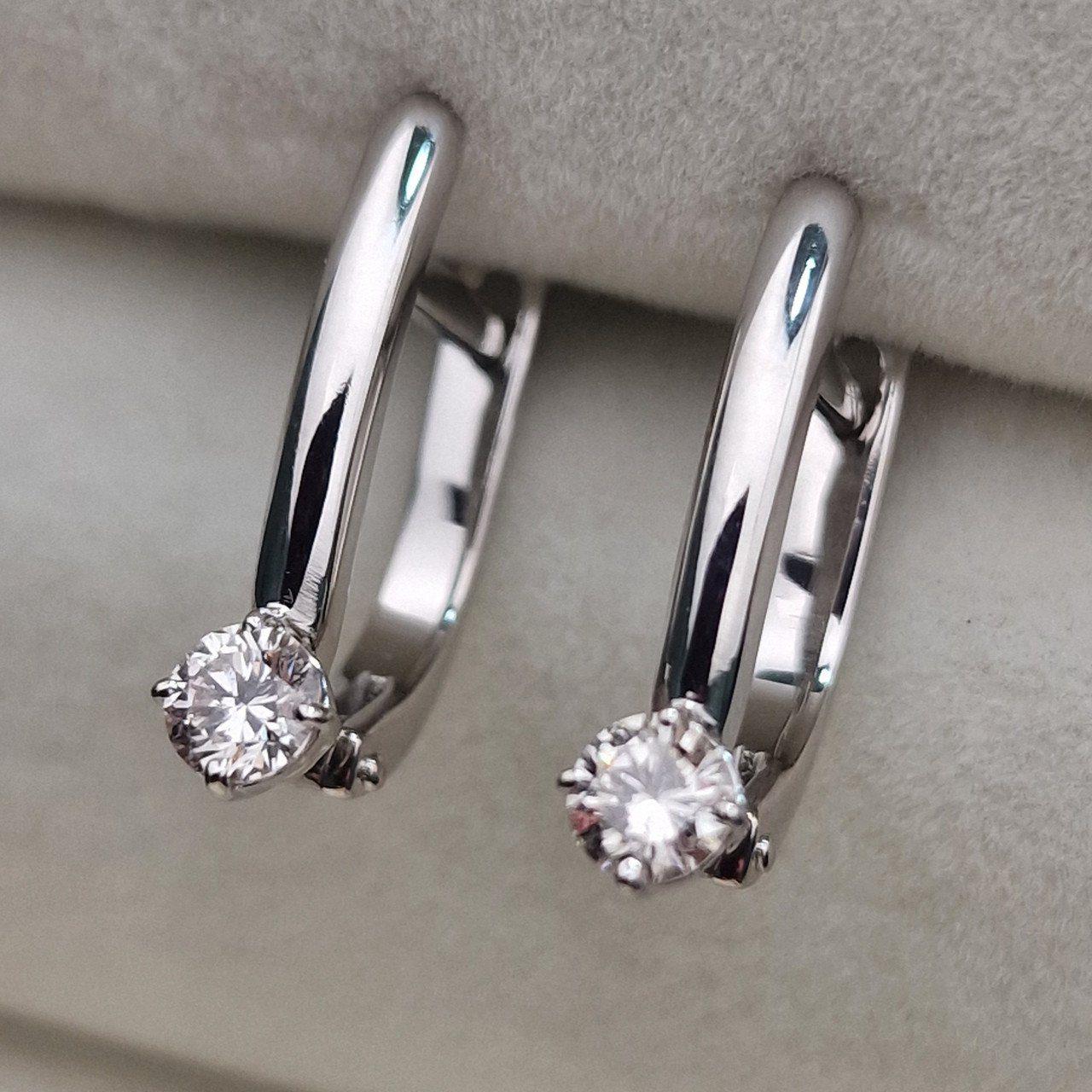 Серьги Deimantas 104885441 2,53гр 0,328ct. купить,NaN