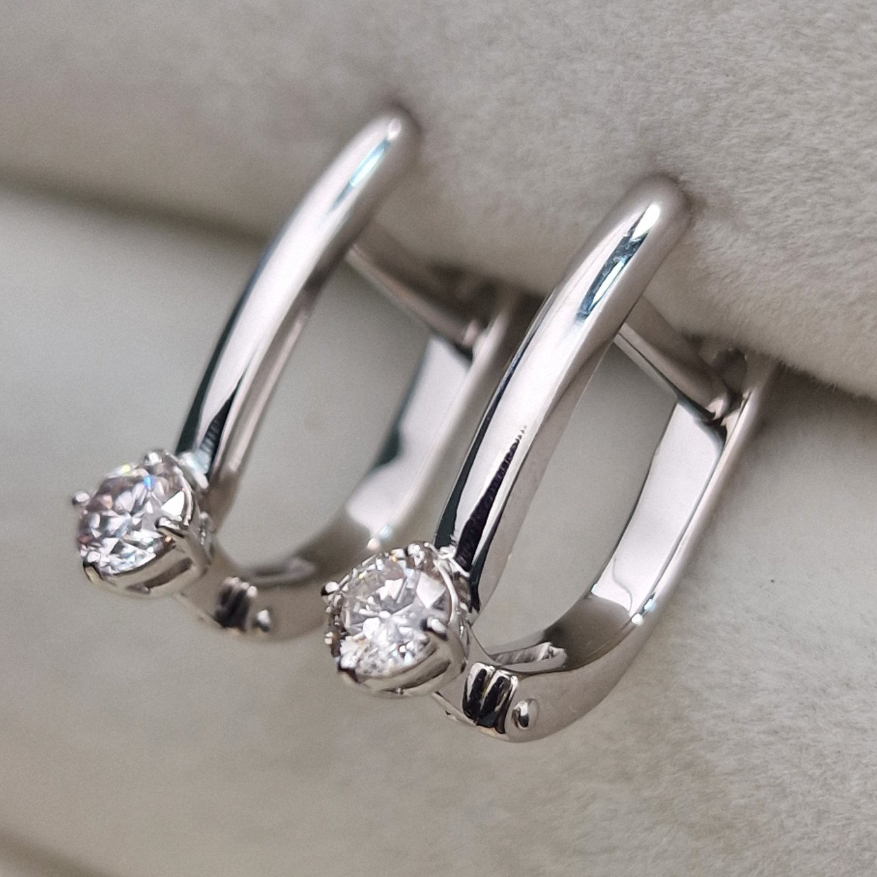 Серьги Deimantas 104885441 2,53гр 0,328ct. купить,NaN