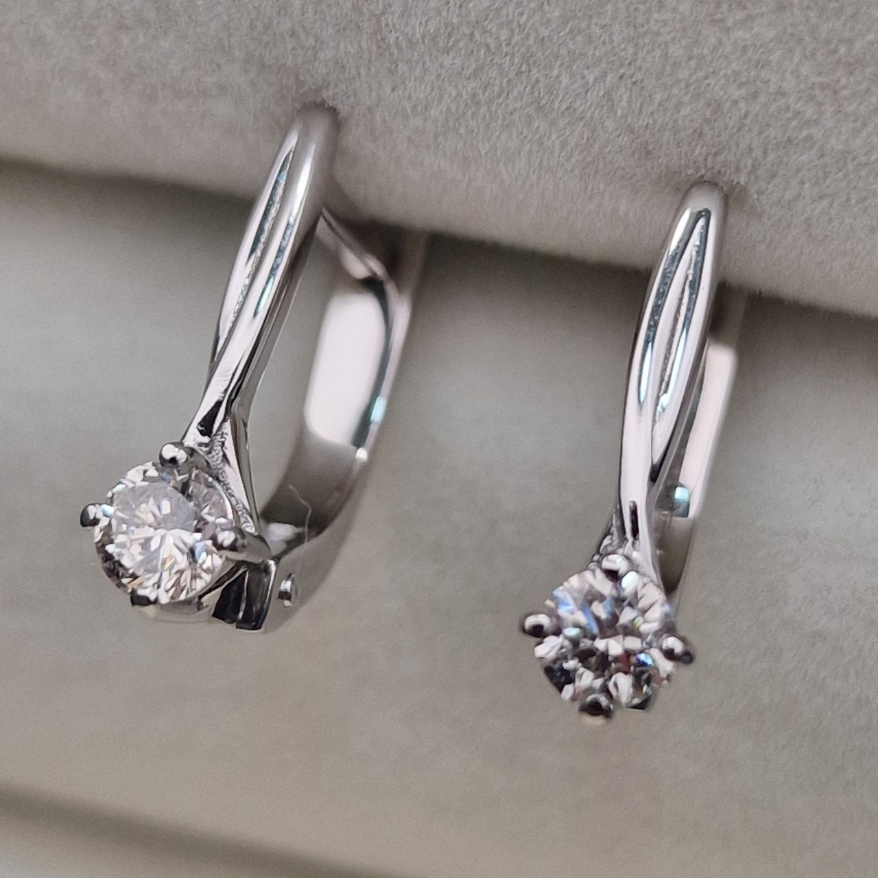 Серьги Deimantas 104885474 2,48гр 0,34ct. купить,NaN
