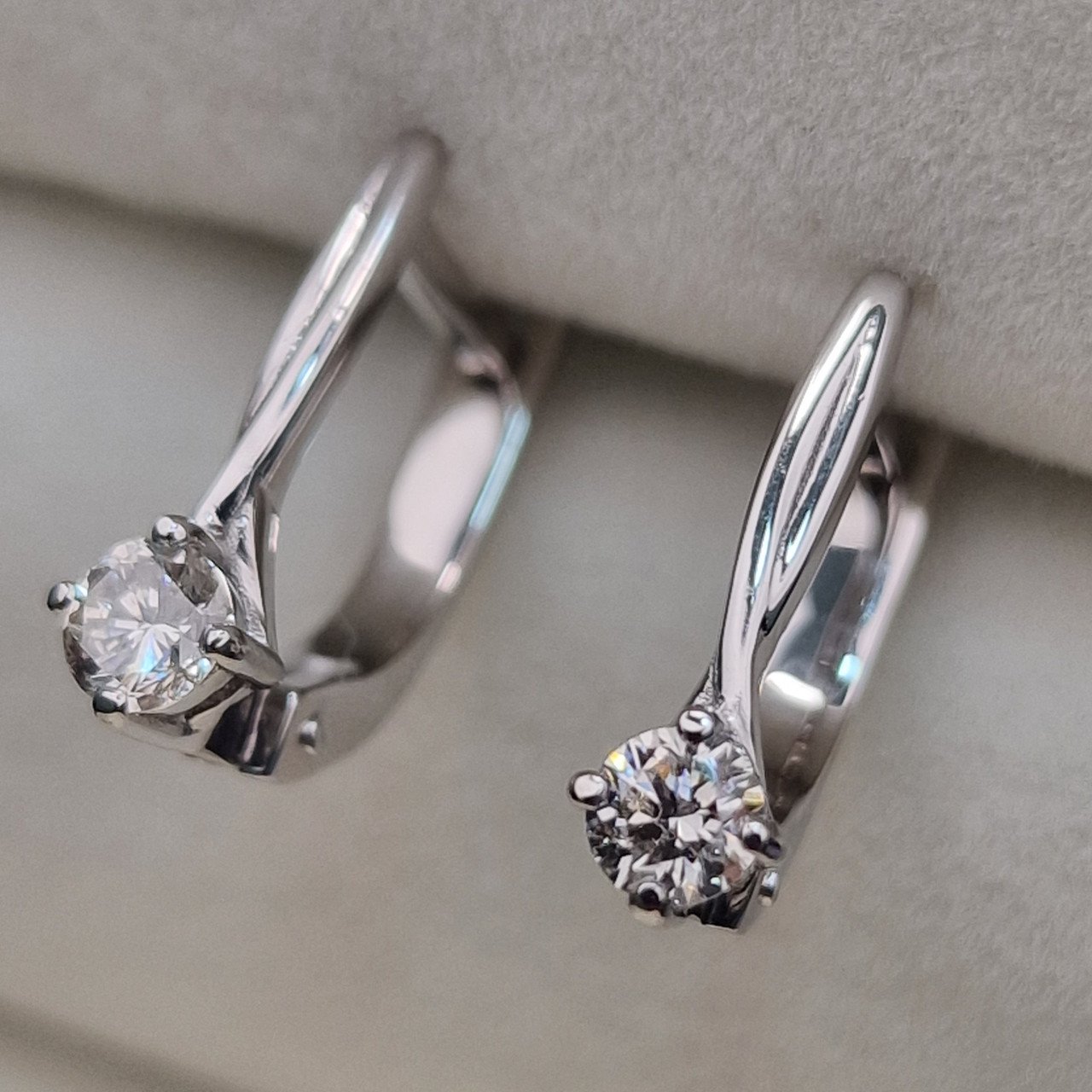 Серьги Deimantas 104885474 2,48гр 0,34ct. купить,NaN