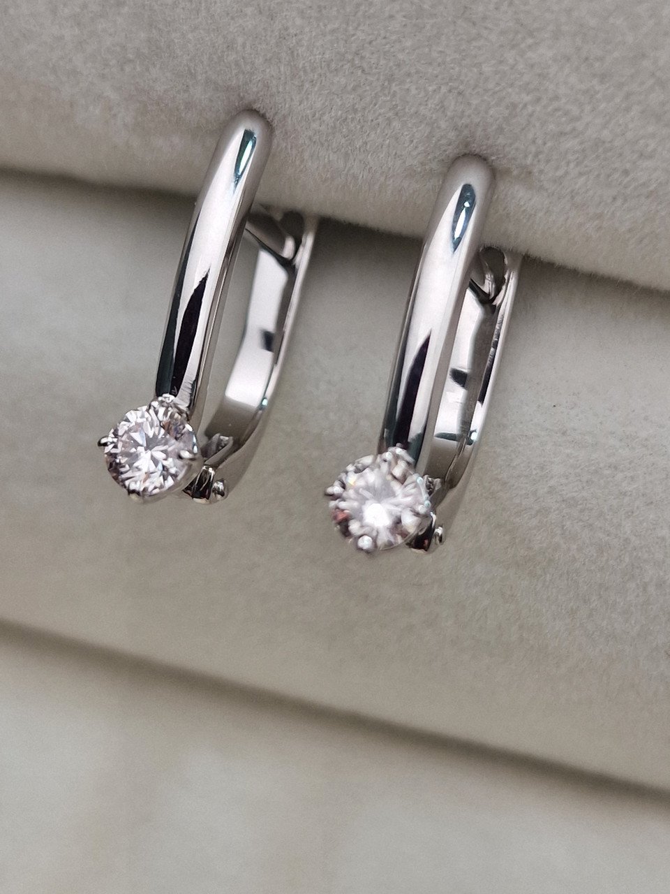 Серьги Deimantas 104885441 2,53гр 0,328ct. купить,NaN