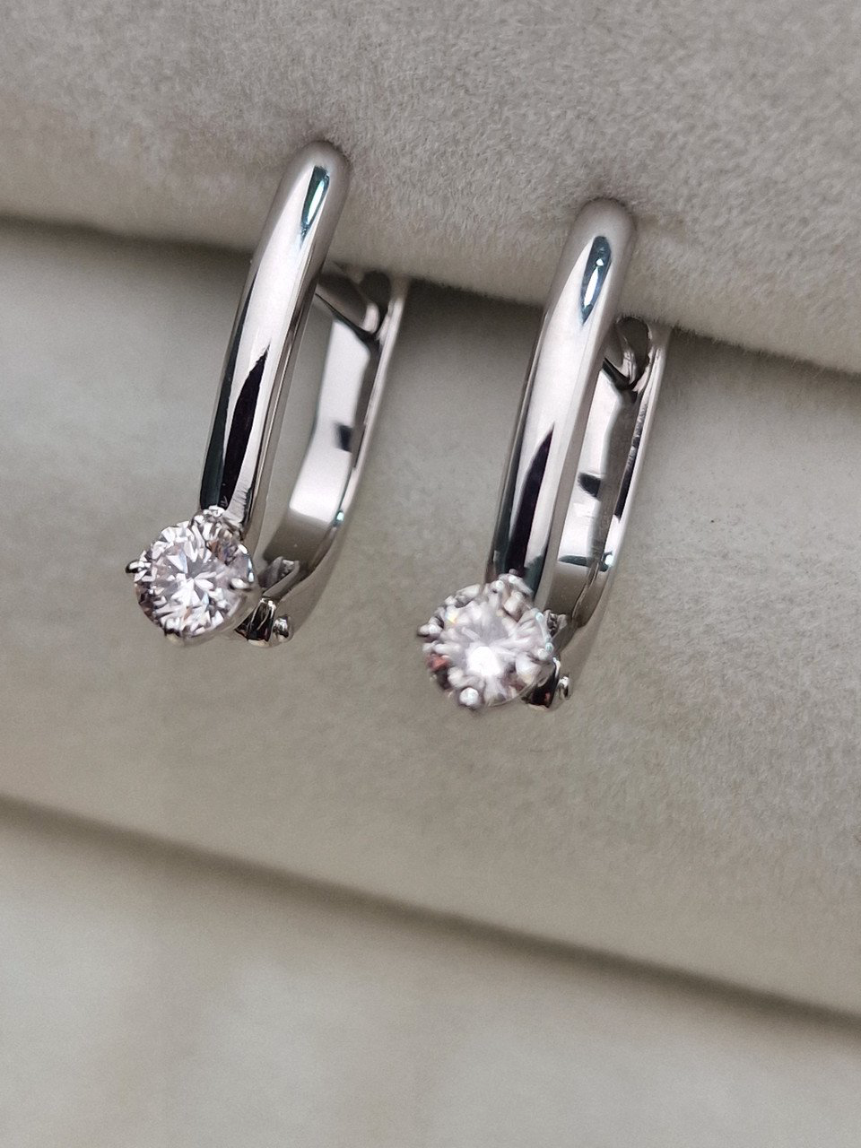 Серьги Deimantas 104885441 2,53гр 0,328ct. купить,NaN