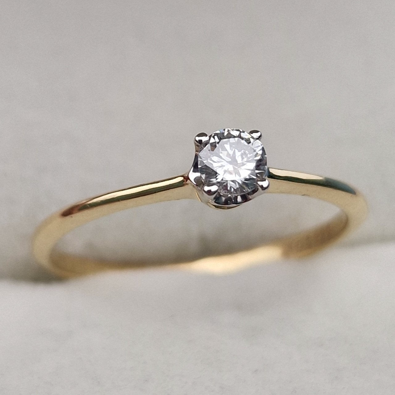 Кольцо Deimantas 105154253 17,5р 1,28гр 0,17ct. купить,NaN