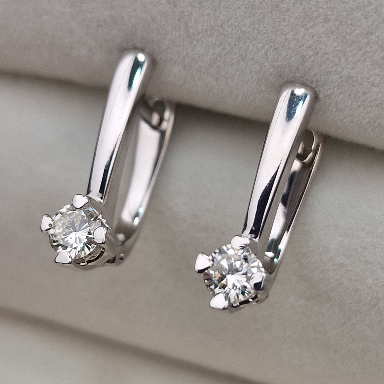 Серьги Deimantas 104885510 2,83гр 0,458ct. купить,NaN