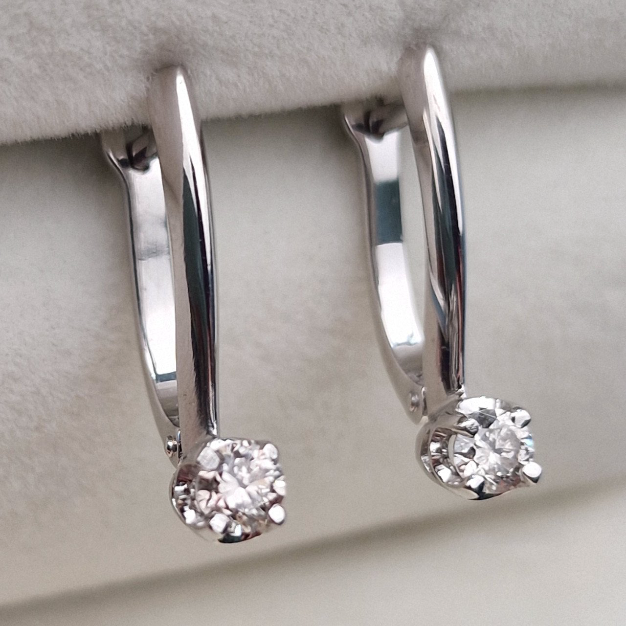 Серьги Deimantas 105154355 2,16гр 0,32ct. купить,NaN
