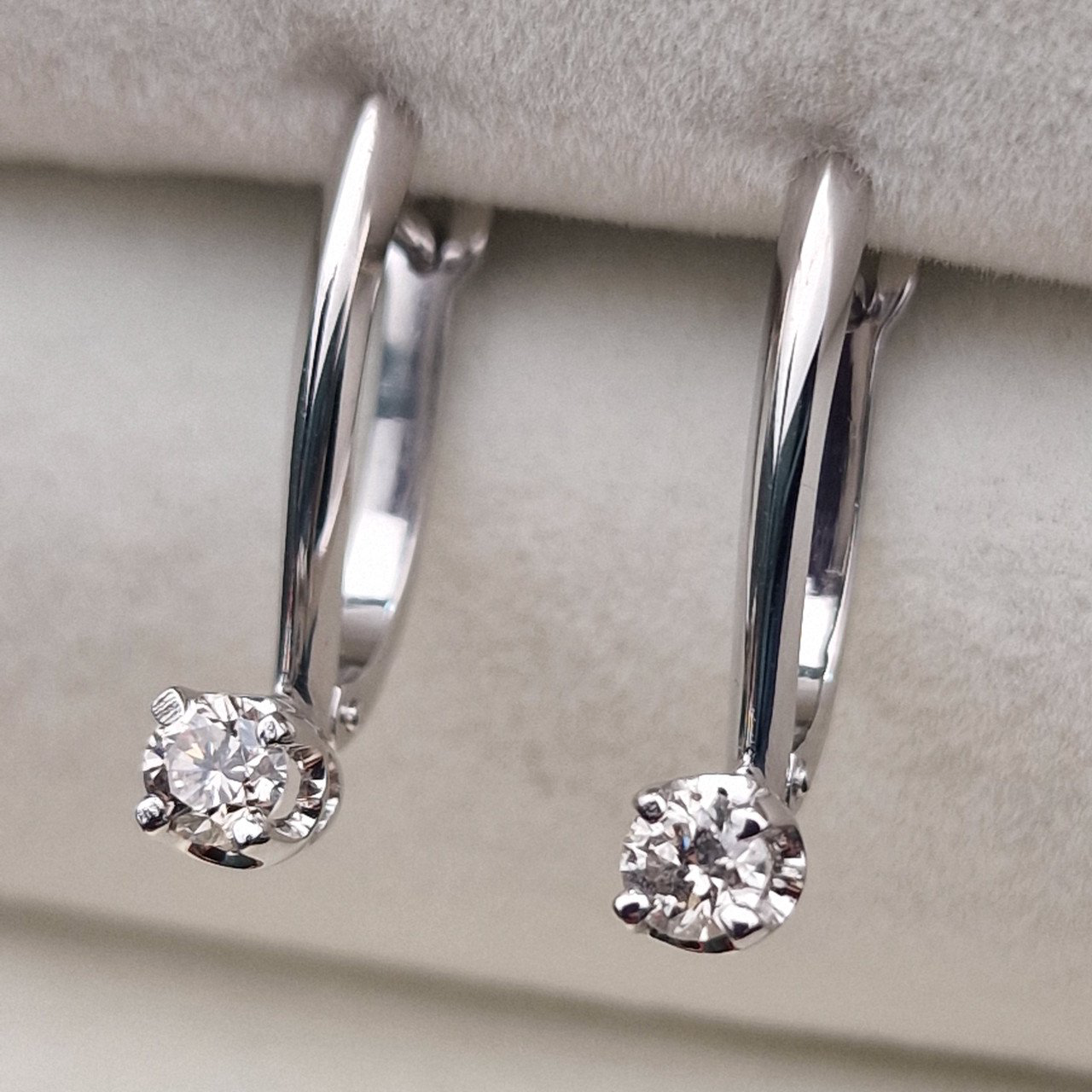 Серьги Deimantas 105154376 2,18гр 0,34ct. купить,NaN
