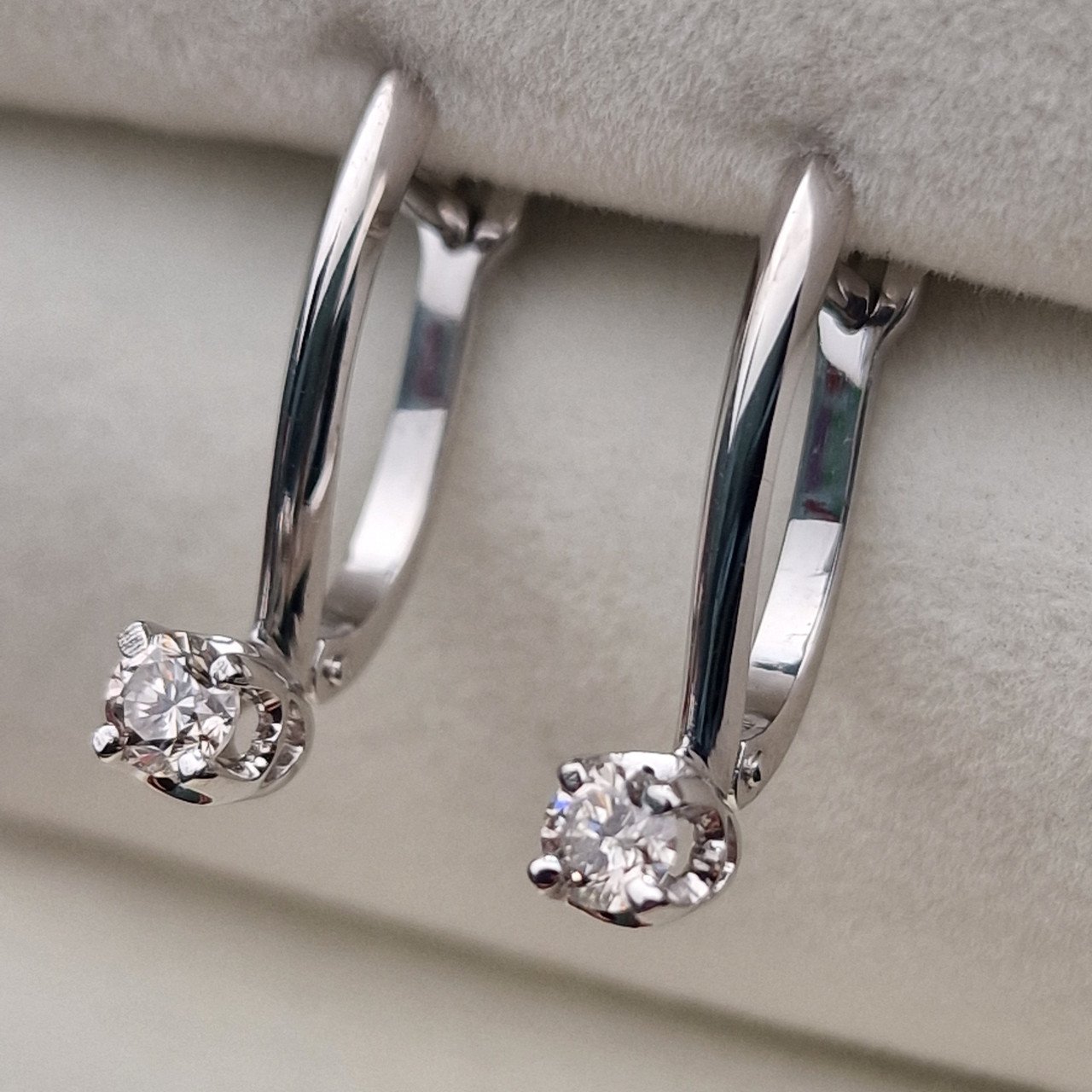 Серьги Deimantas 105154376 2,18гр 0,34ct. купить,NaN