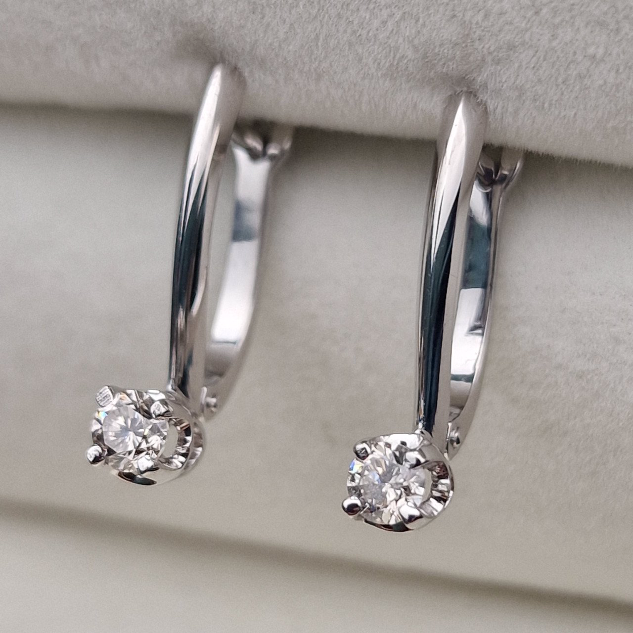 Серьги Deimantas 105155083 2,22гр 0,32ct. купить,NaN