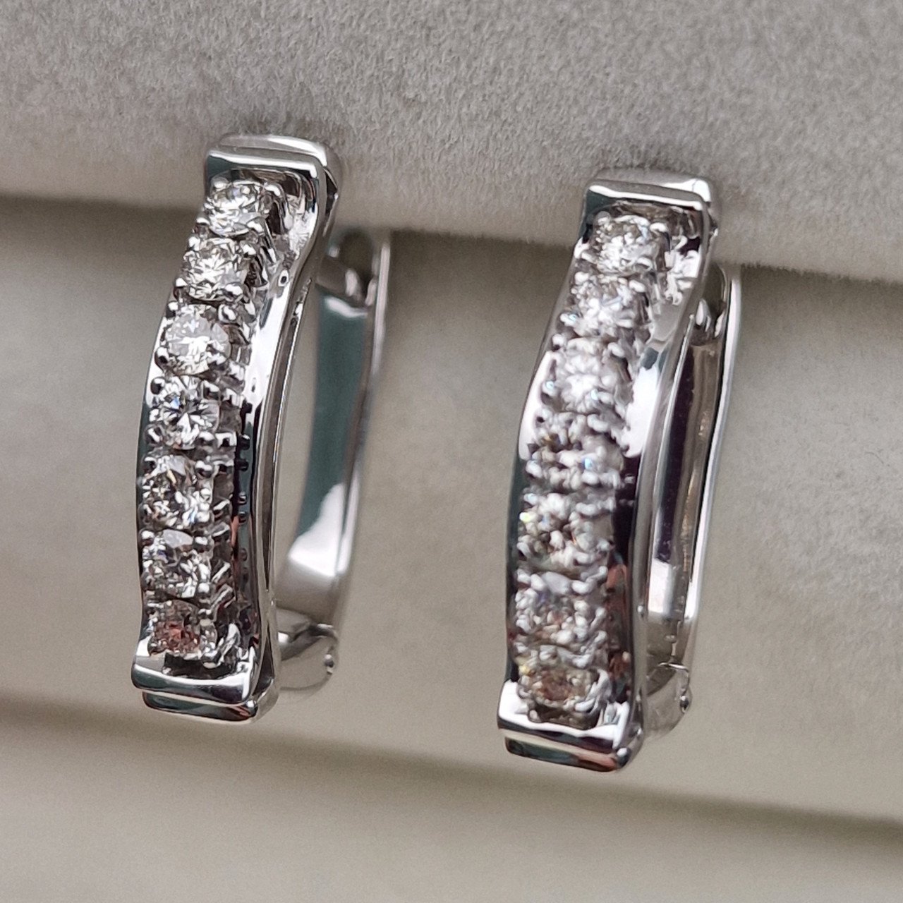 Серьги Deimantas 103890345 4,17гр 0,45ct. купить,NaN
