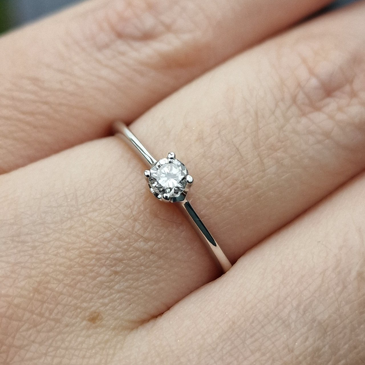 Кольцо Deimantas 105155688 17,5р 1,33гр 0,18ct. купить,NaN