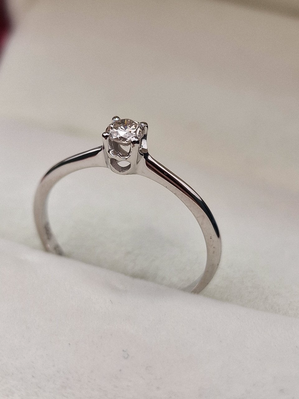 Кольцо Deimantas 105164241 17,5р 1,32гр 0,17ct. купить,NaN