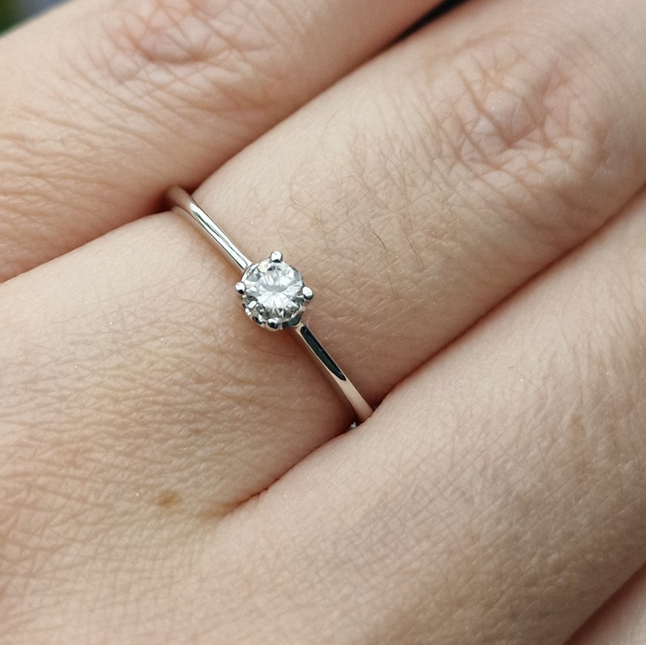 Кольцо Deimantas 105164241 17,5р 1,32гр 0,17ct. купить,NaN