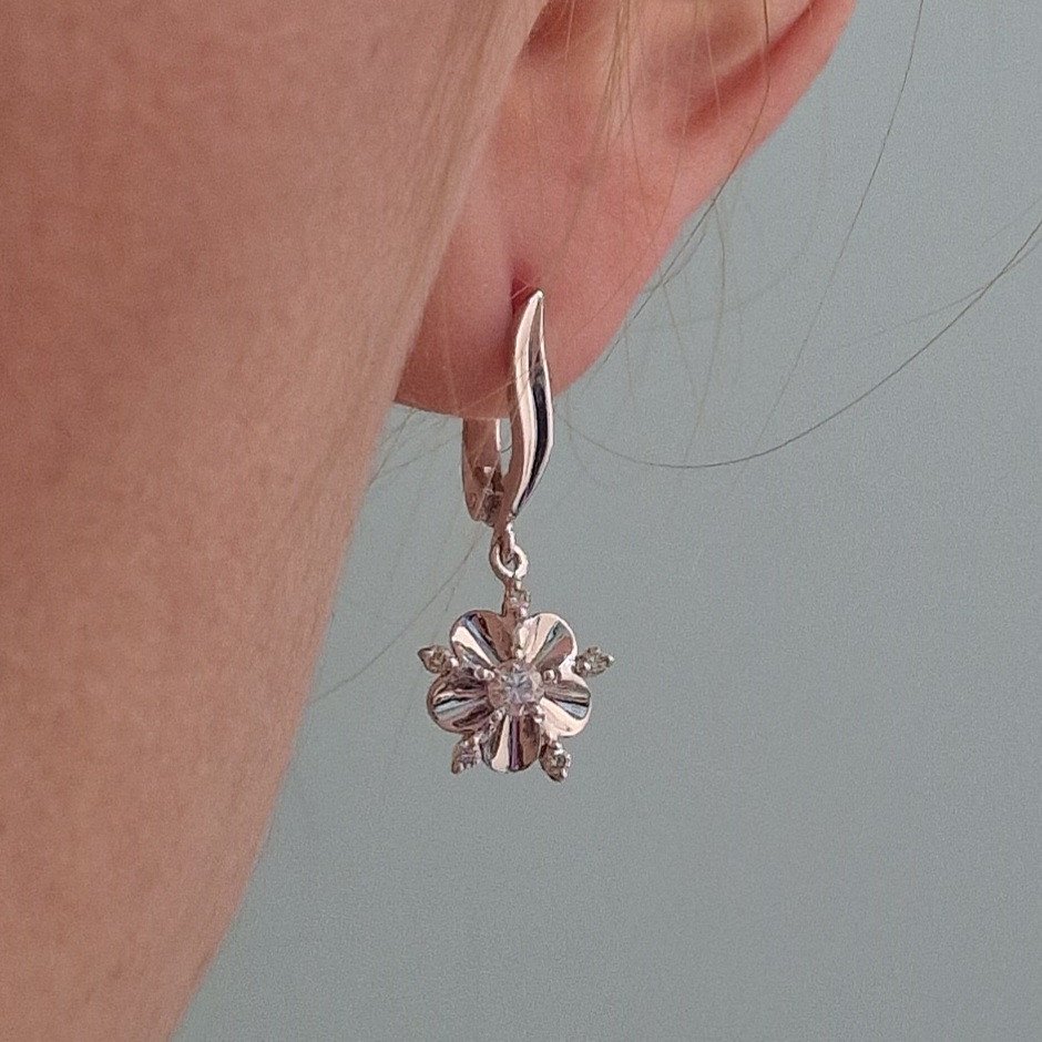 Серьги Deimantas 103890792 4,39гр 0,40ct. купить,NaN