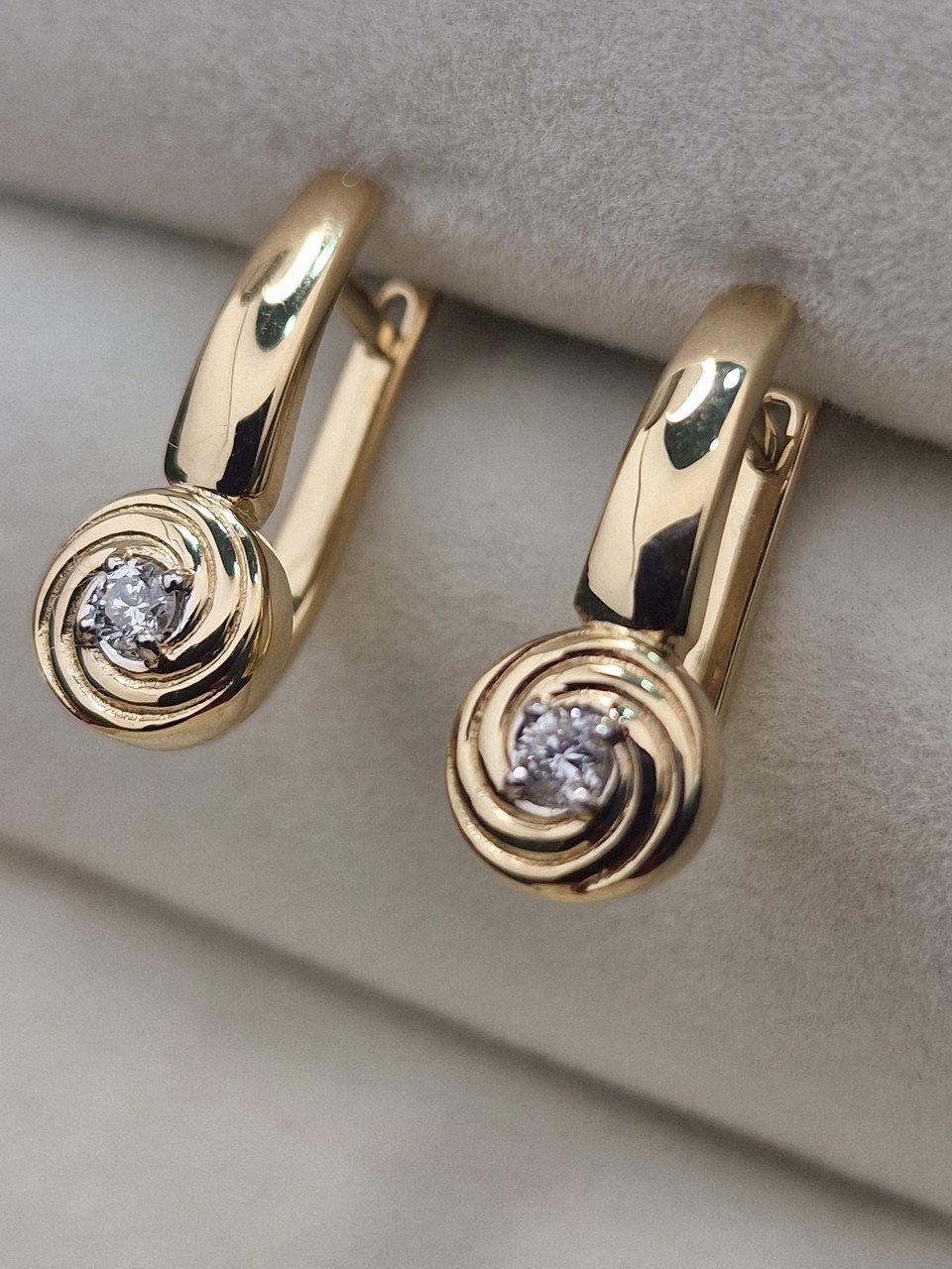 Серьги Deimantas 104903572 3,64гр 0,14ct. купить,NaN