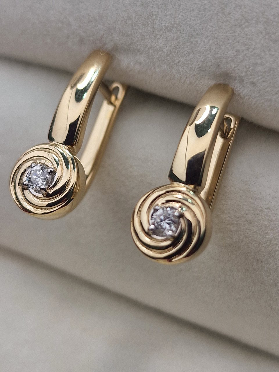 Серьги Deimantas 104903572 3,64гр 0,14ct. купить,NaN