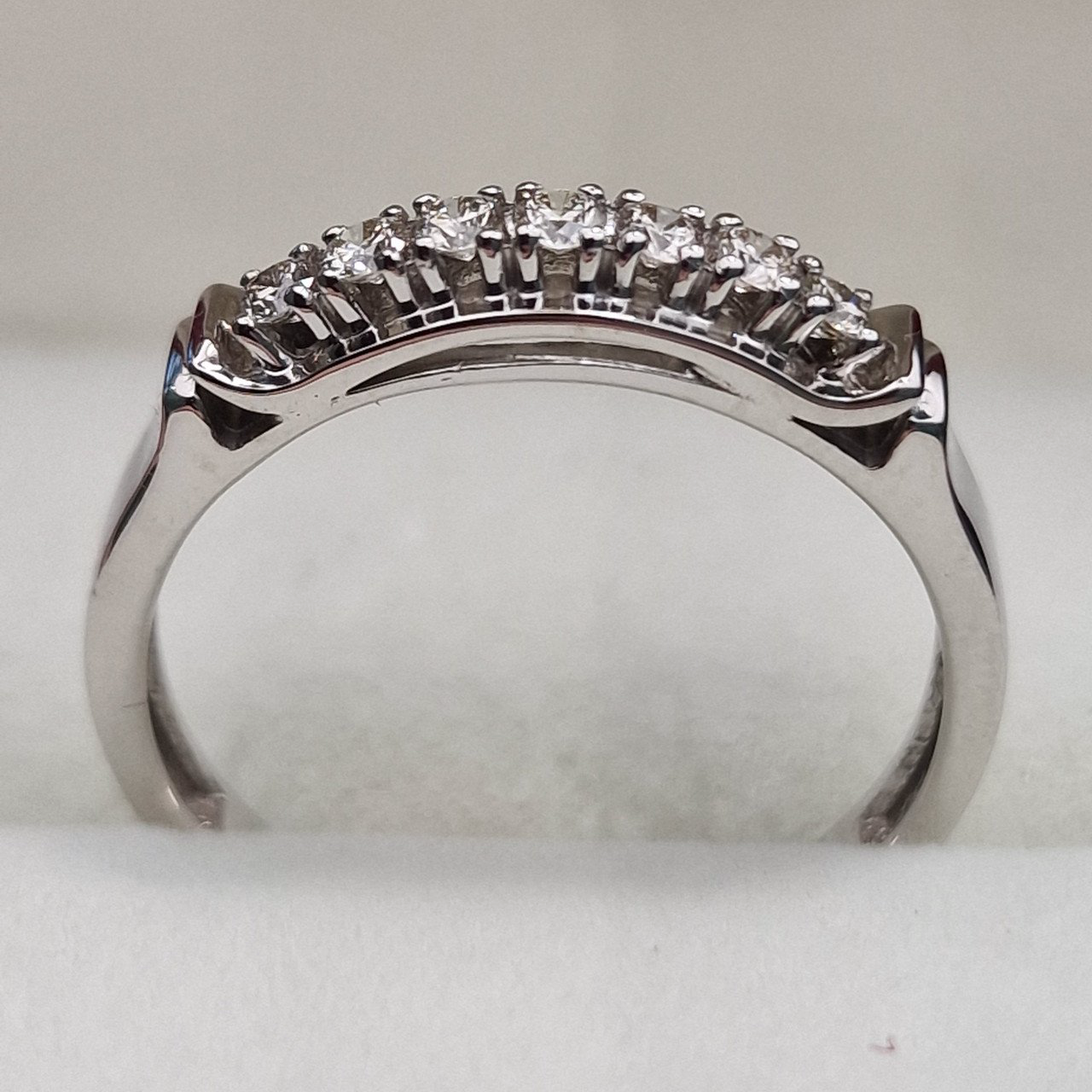 Кольцо Deimantas 104905444 16,5р 2,91гр 0,214ct. купить,NaN