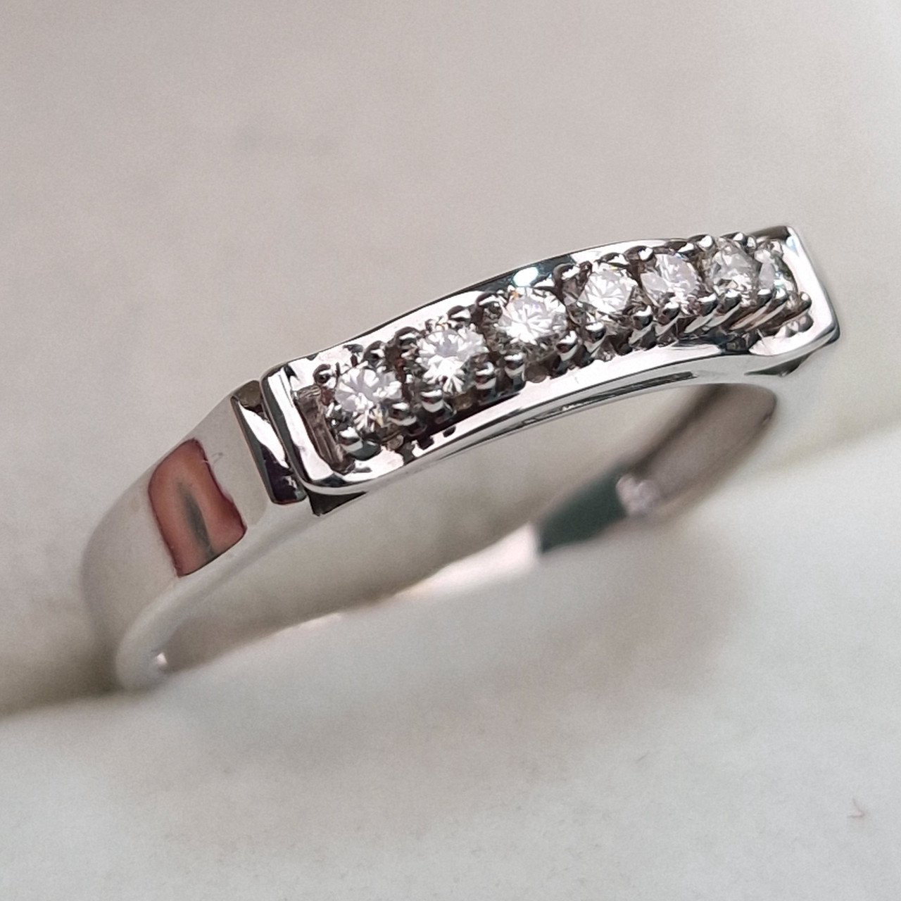 Кольцо Deimantas 104905444 16,5р 2,91гр 0,214ct. купить,NaN