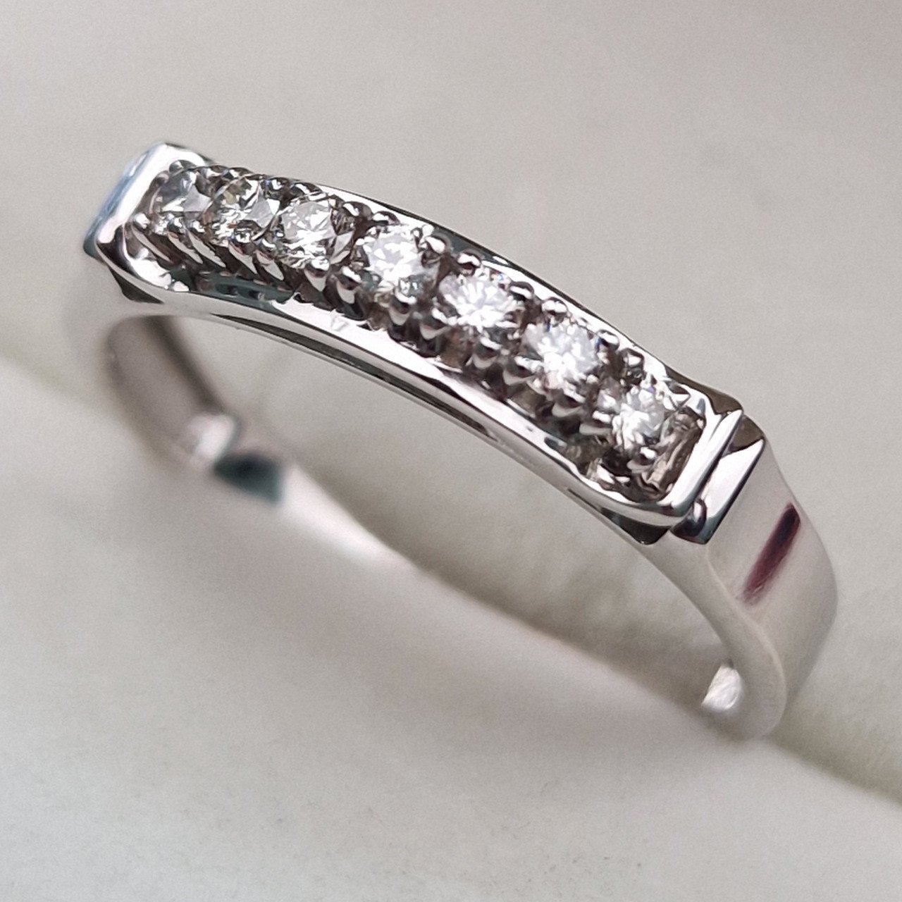 Кольцо Deimantas 104905444 16,5р 2,91гр 0,214ct. купить,NaN