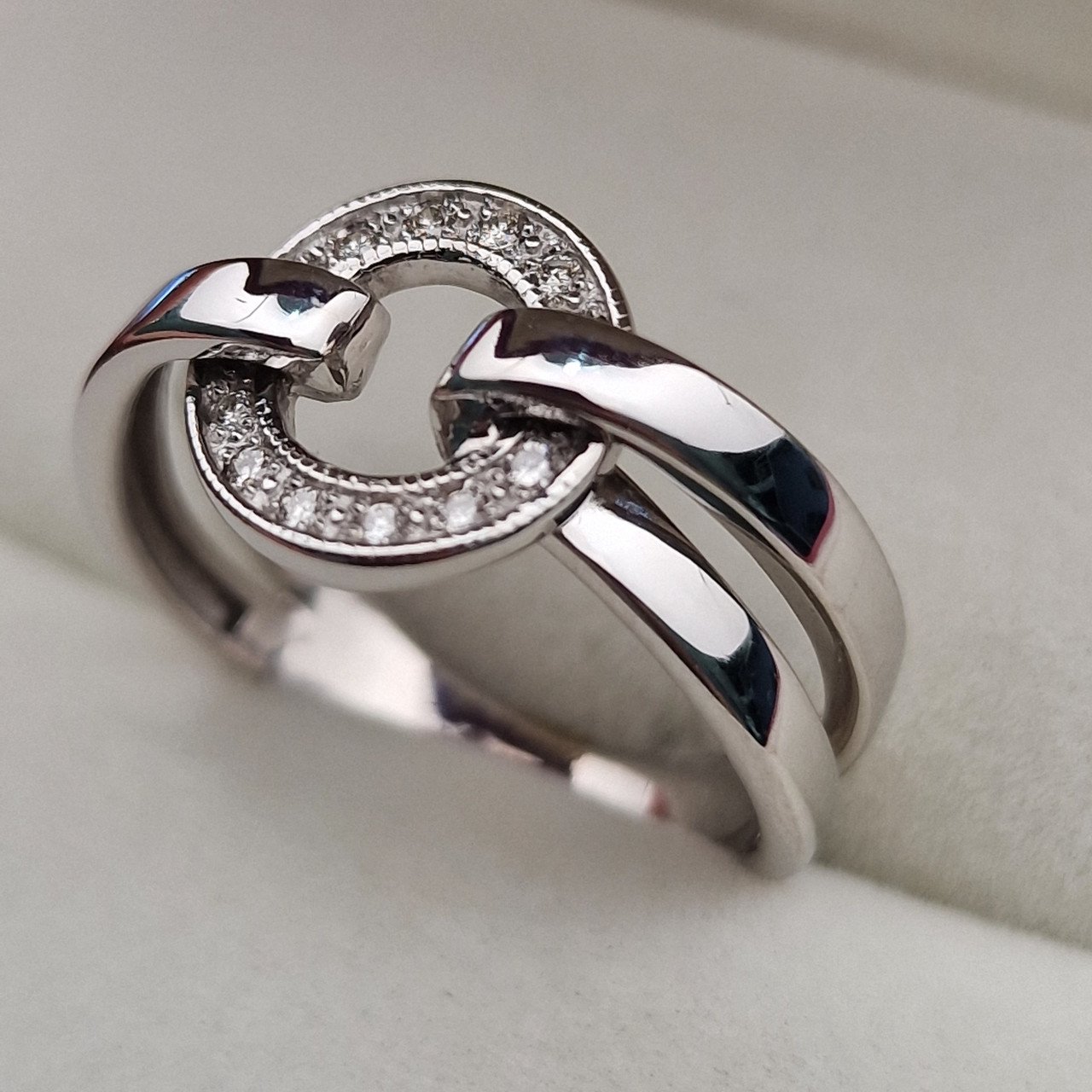 Кольцо Deimantas 103890865 18р 4,48гр 0,091ct. купить,NaN