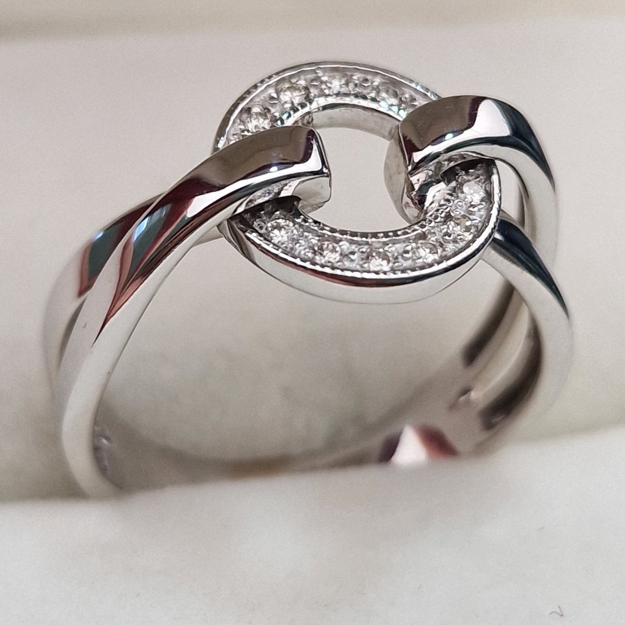 Кольцо Deimantas 103890865 18р 4,48гр 0,091ct. купить,NaN