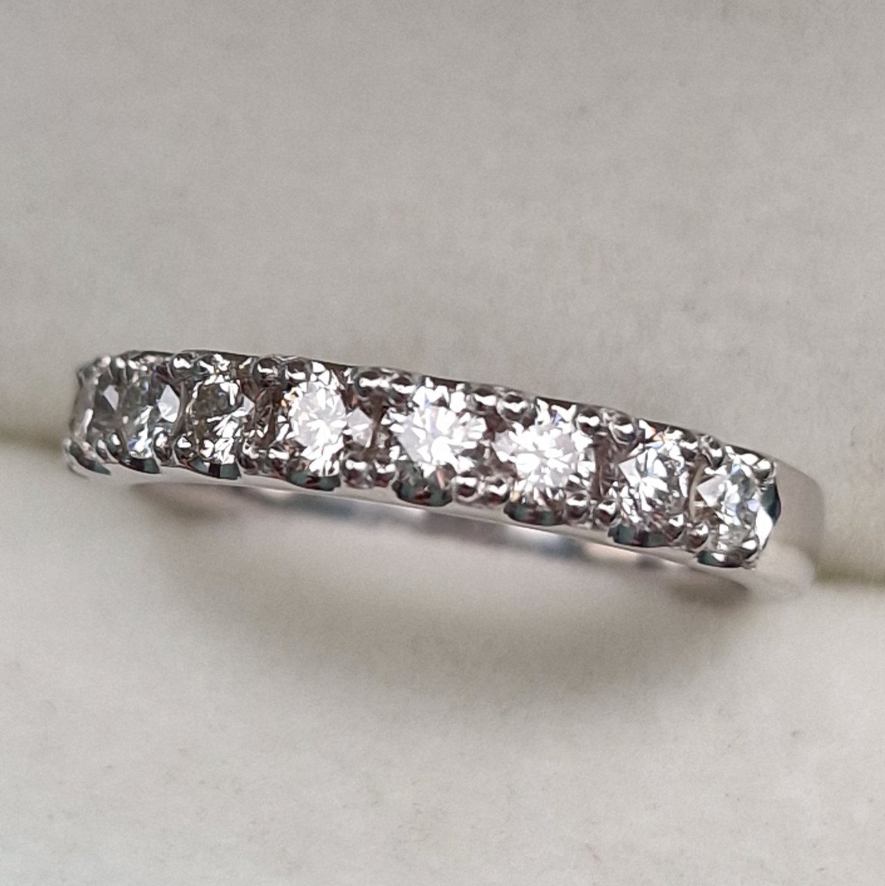 Кольцо Deimantas 104905507 17р 3,58гр 0,53ct. купить,NaN
