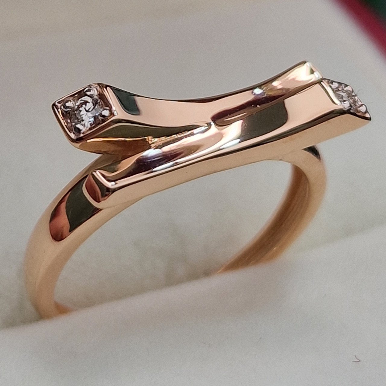 Кольцо Deimantas 103890911 17,5р 2,5гр 0,063ct. купить,NaN