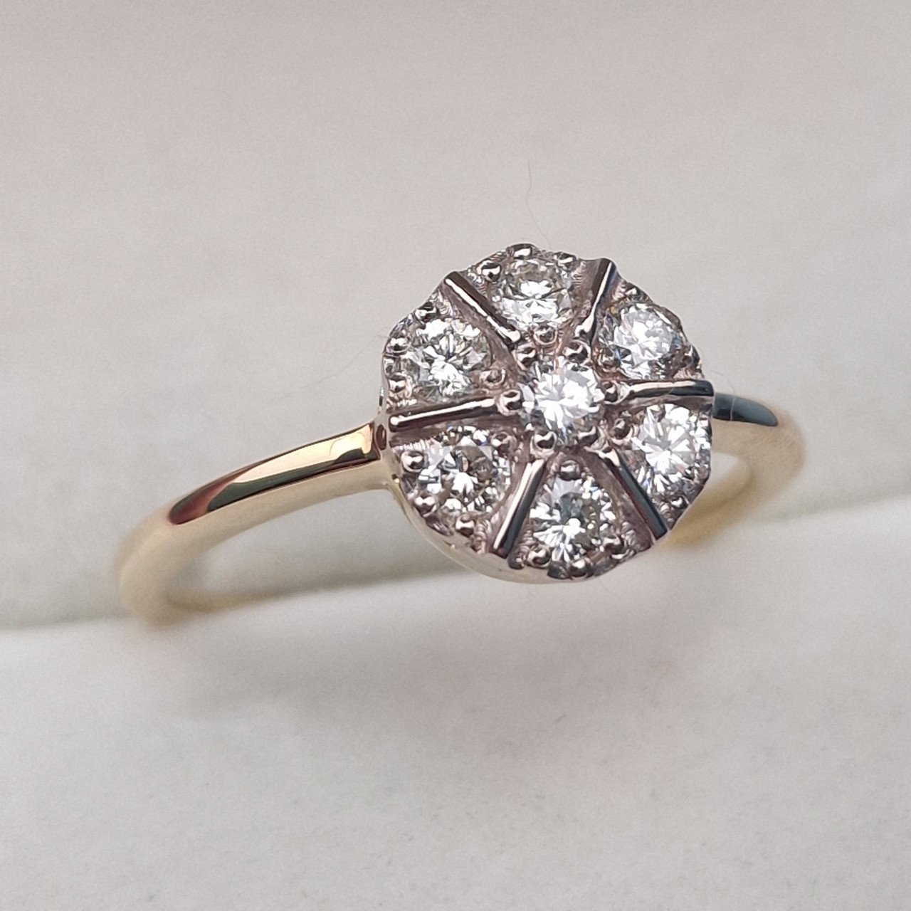 Кольцо Deimantas 104905603 18р 2,36гр 0,422ct. купить,NaN