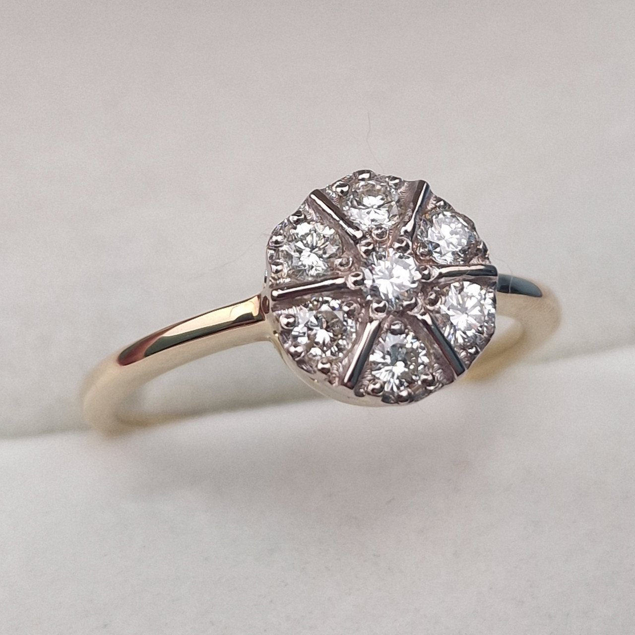 Кольцо Deimantas 104905603 18р 2,36гр 0,422ct. купить,NaN