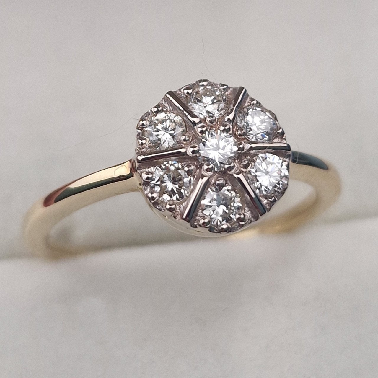 Кольцо Deimantas 104905603 18р 2,36гр 0,422ct. купить,NaN