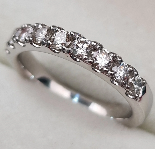 Комплект Deimantas 104923401 0,53ct 0,641ct. купить,NaN