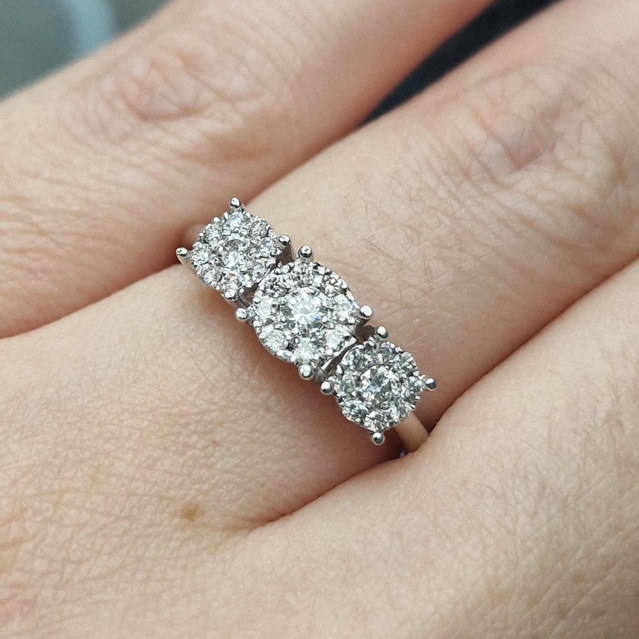 Кольцо Deimantas 104925311 17,5р 3,45гр 0,36ct. купить,NaN