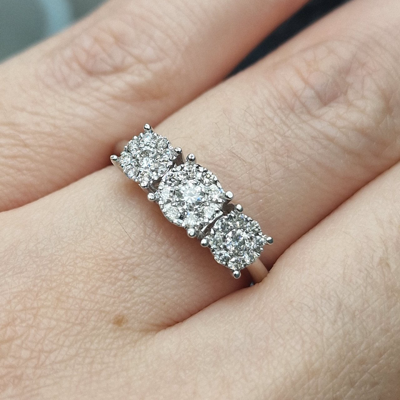 Кольцо Deimantas 104925311 17,5р 3,45гр 0,36ct. купить,NaN