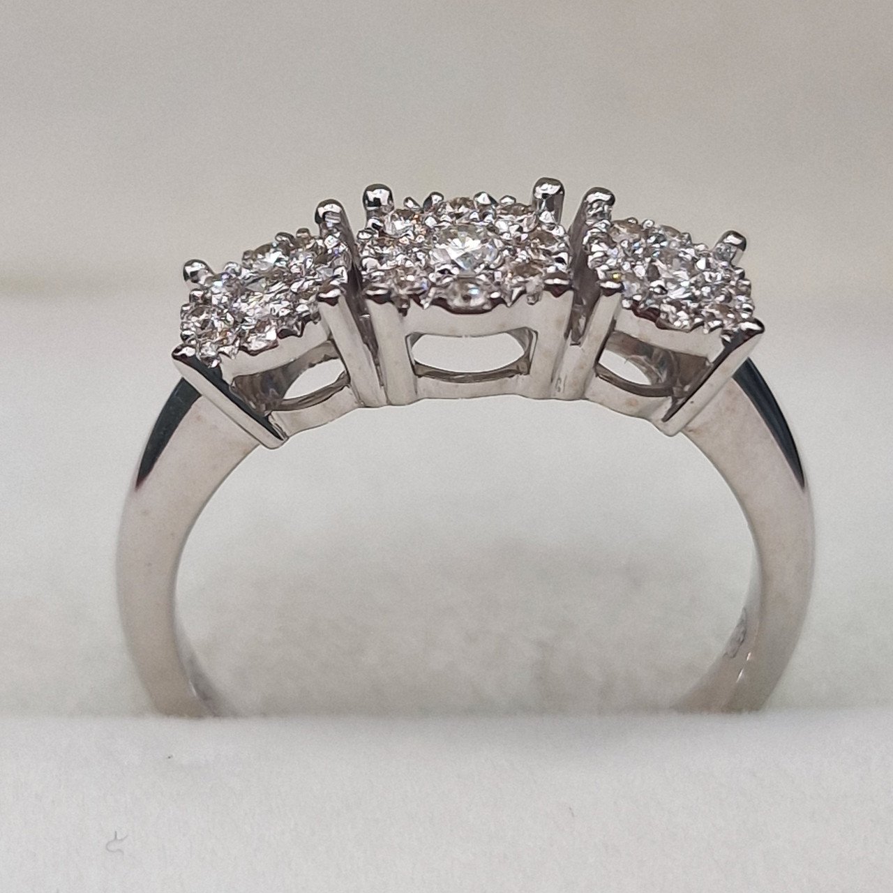 Кольцо Deimantas 104925311 17,5р 3,45гр 0,36ct. купить,NaN