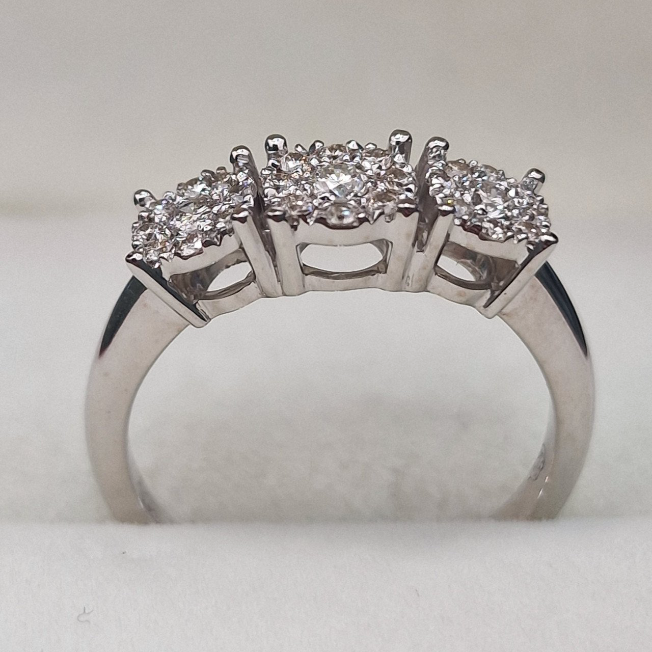 Кольцо Deimantas 104925311 17,5р 3,45гр 0,36ct. купить,NaN