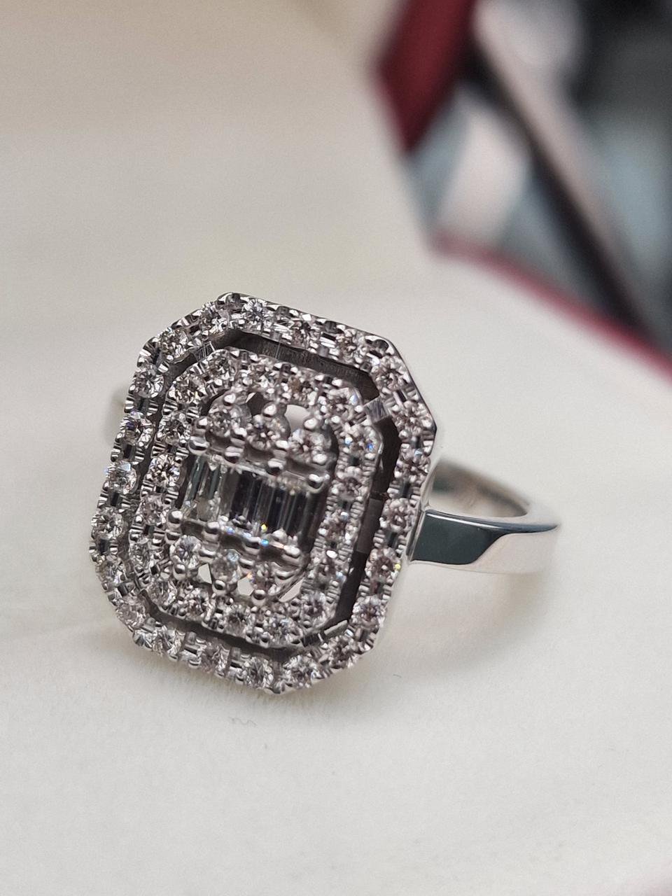Кольцо Deimantas 104925352 17р 6,03гр 0,50ct. купить,NaN