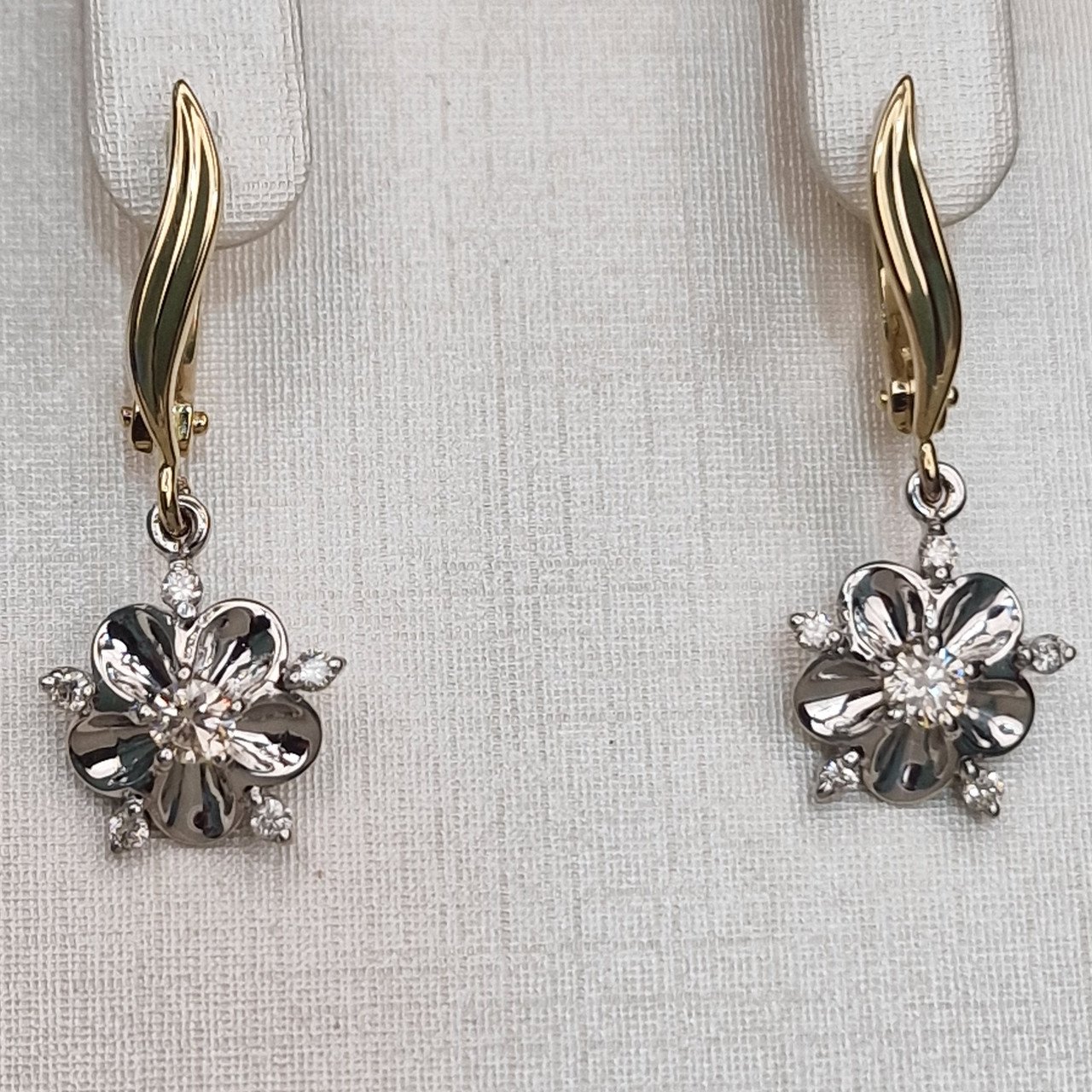 Серьги Deimantas 104188763 4,6гр 0,383ct. купить,NaN