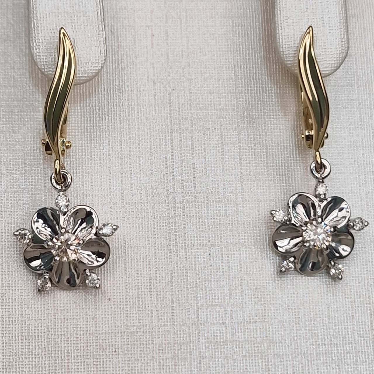 Серьги Deimantas 104188763 4,6гр 0,383ct. купить,NaN