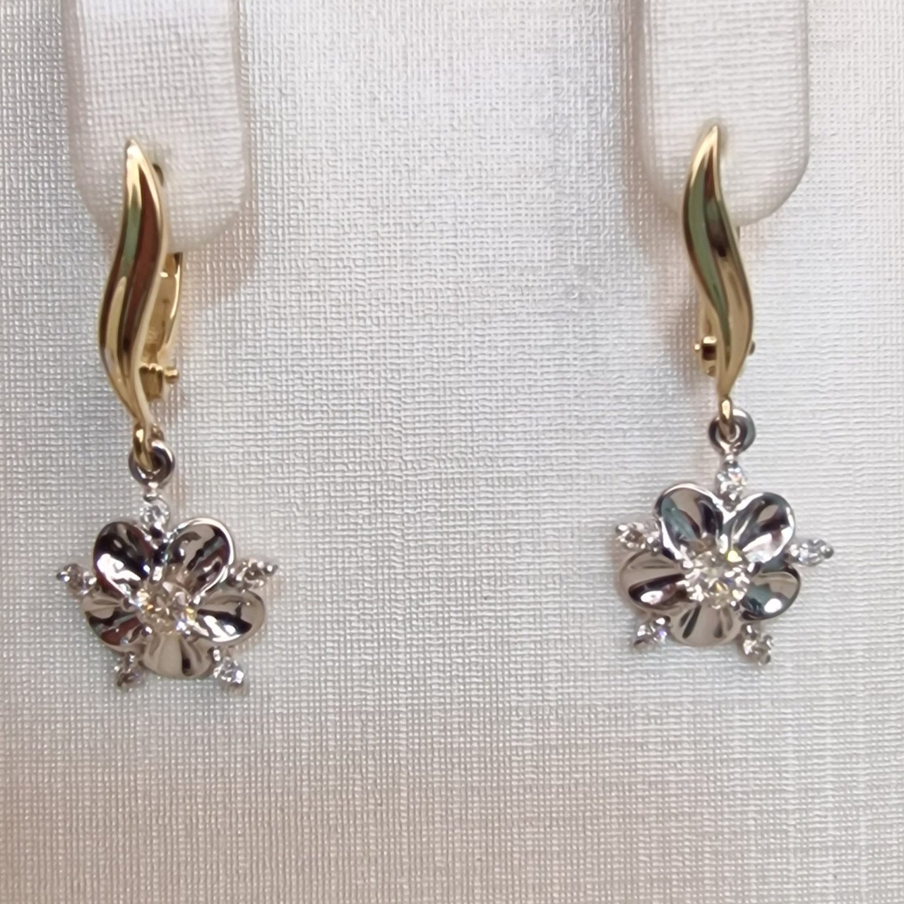 Серьги Deimantas 104188763 4,6гр 0,383ct. купить,NaN