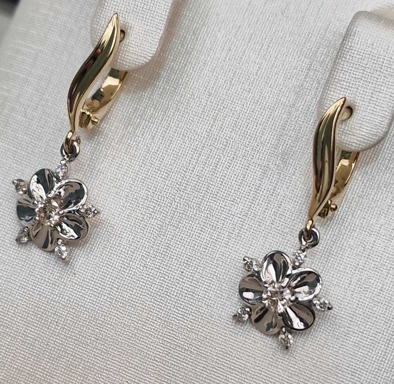 Серьги Deimantas 104188763 4,6гр 0,383ct. купить,NaN