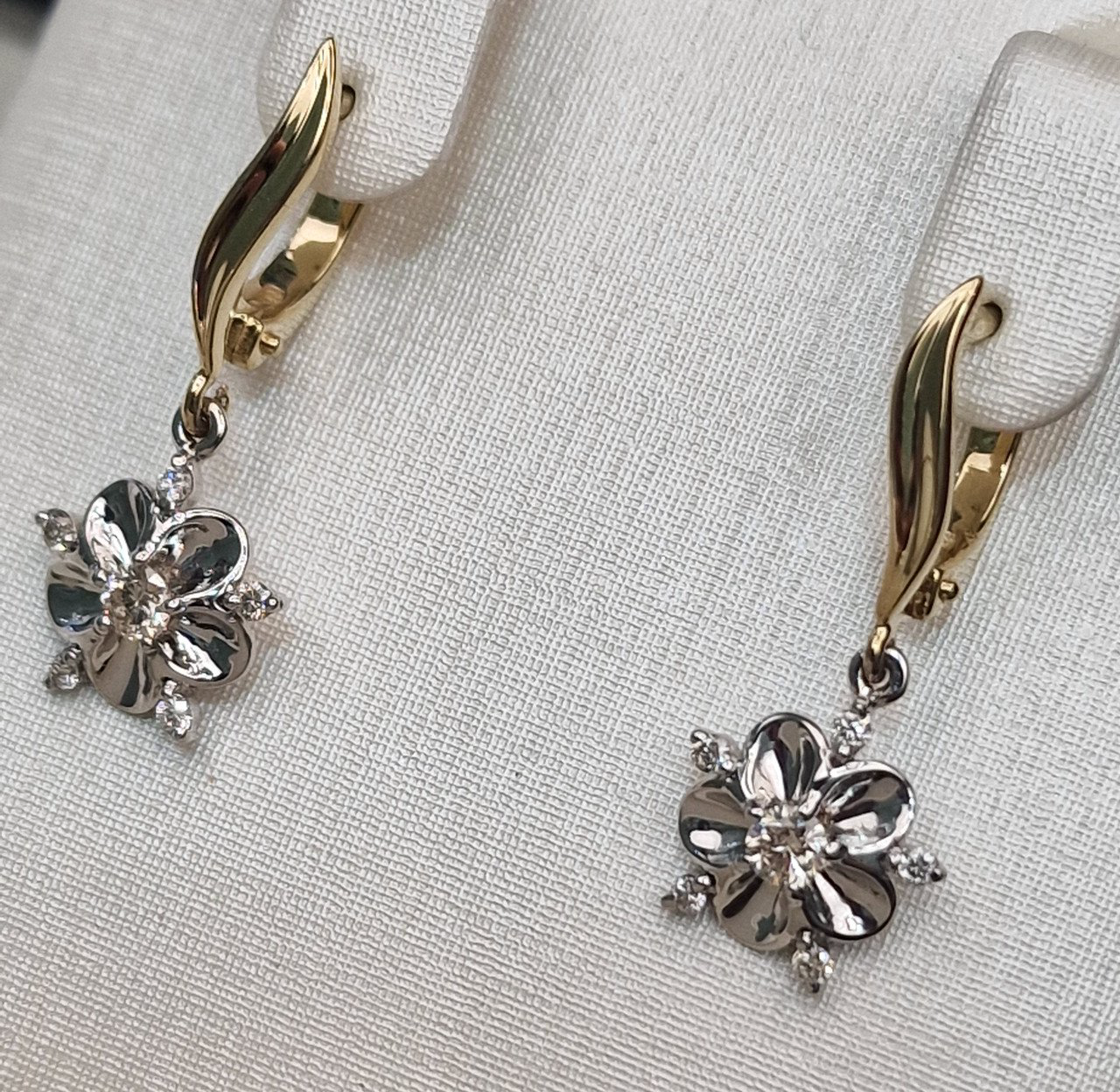 Серьги Deimantas 104188763 4,6гр 0,383ct. купить,NaN