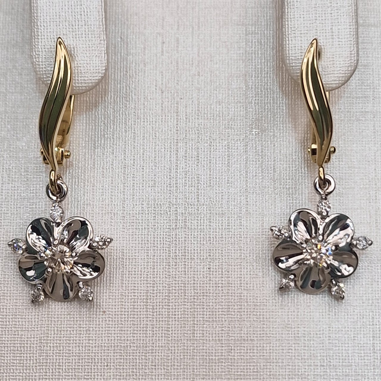 Серьги Deimantas 104188763 4,6гр 0,383ct. купить,NaN