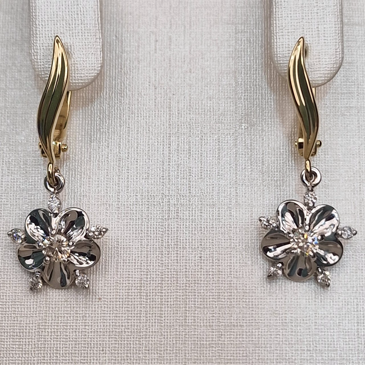 Серьги Deimantas 104188763 4,6гр 0,383ct. купить,NaN