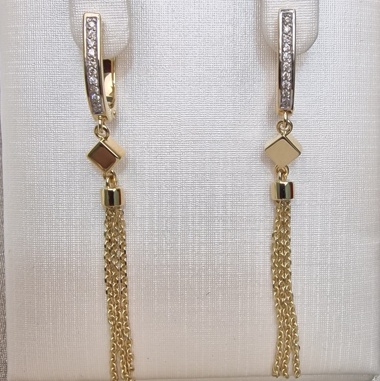 Серьги Deimantas 104193434 4,6гр 0,092ct. купить,NaN