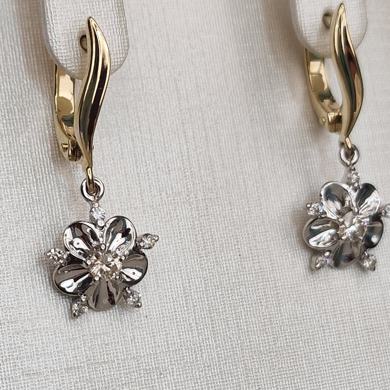 Серьги Deimantas 104188763 4,6гр 0,383ct. купить,NaN