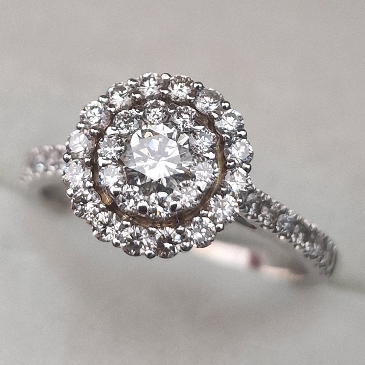 Кольцо Deimantas 104925397 17р 3,4гр 0,87ct. купить,NaN