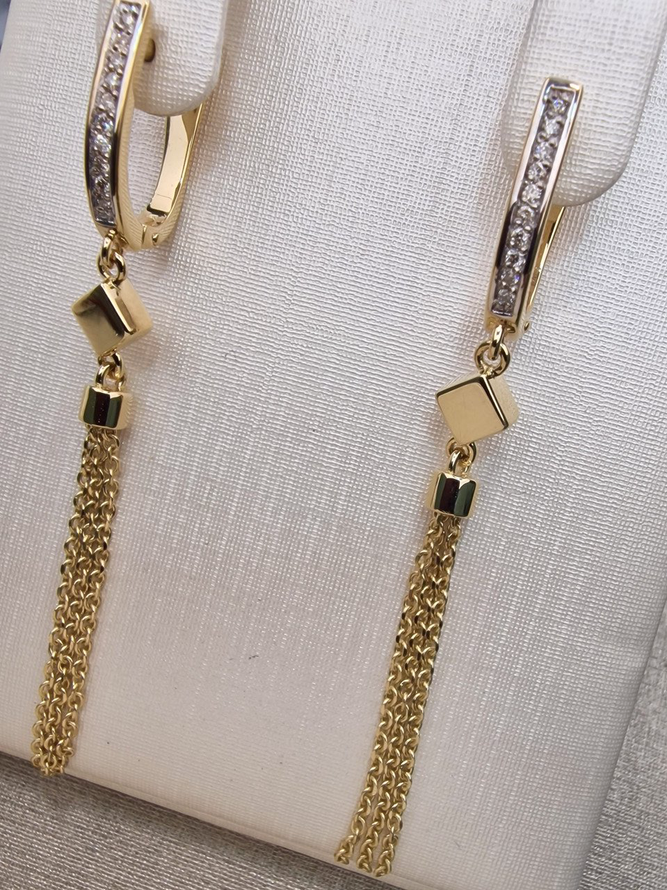 Серьги Deimantas 104193440 4,29гр 0,092ct. купить,NaN