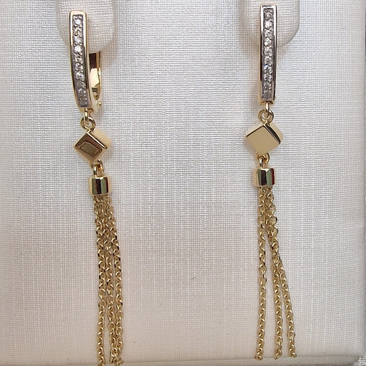 Серьги Deimantas 104193440 4,29гр 0,092ct. купить,NaN