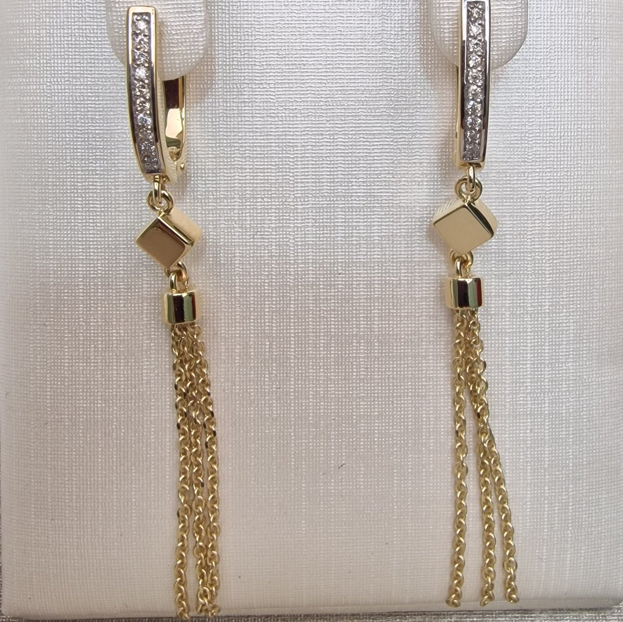 Серьги Deimantas 104193440 4,29гр 0,092ct. купить,NaN