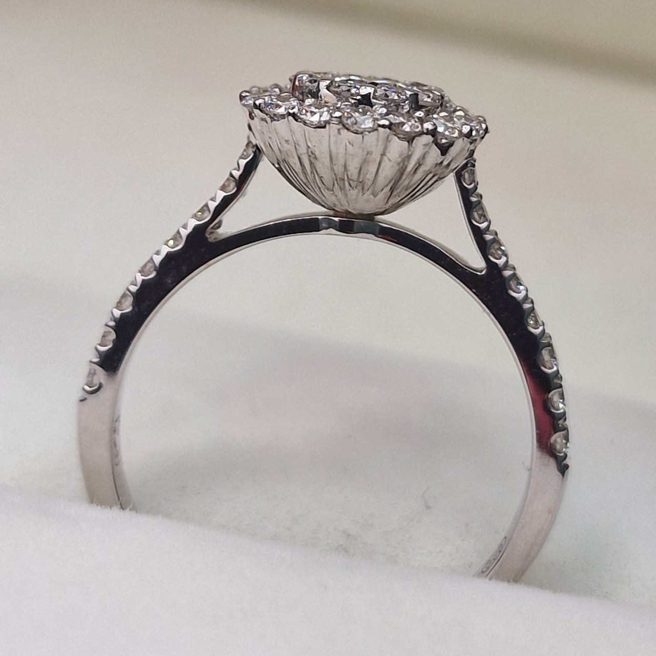 Кольцо Deimantas 104925397 17р 3,4гр 0,87ct. купить,NaN