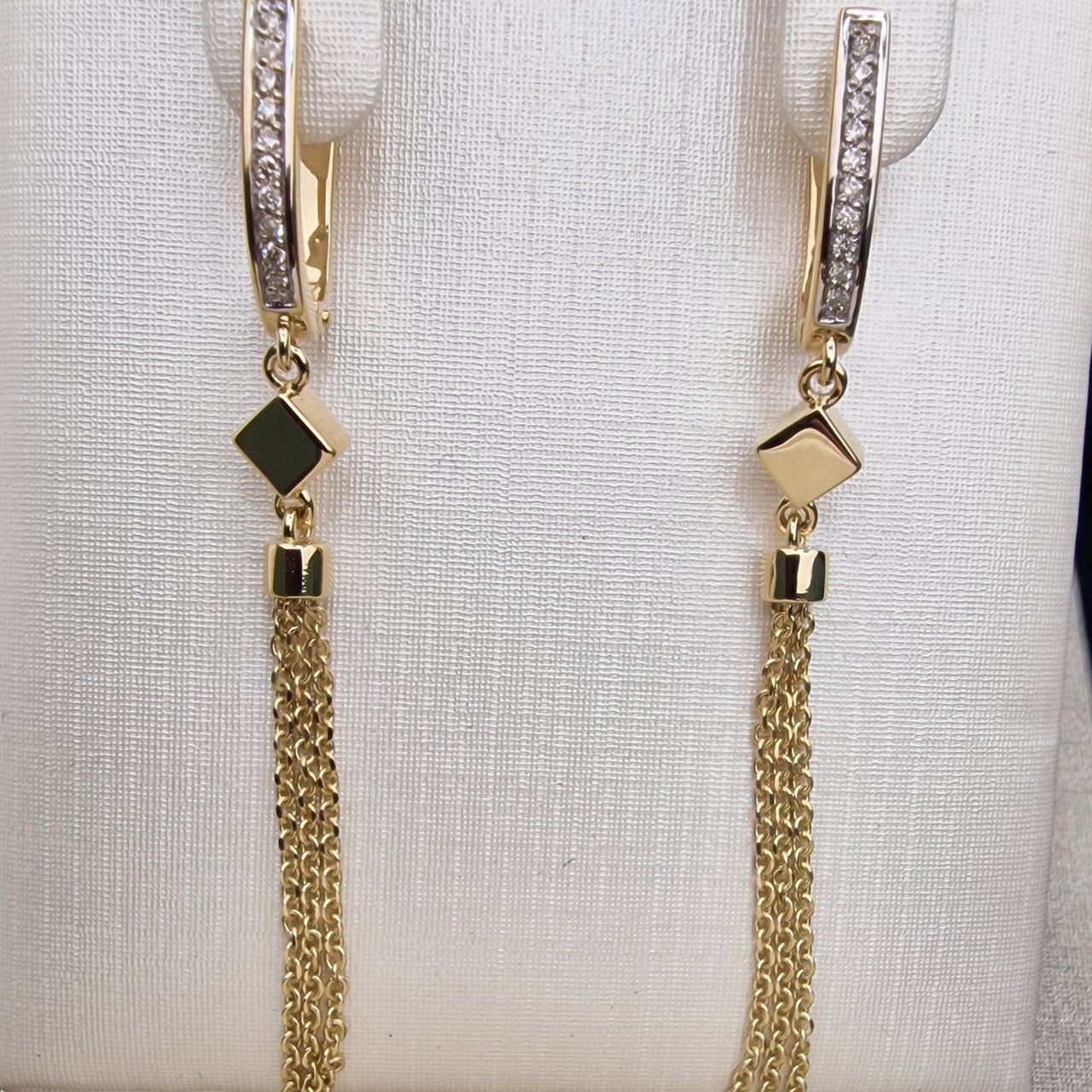 Серьги Deimantas 104193440 4,29гр 0,092ct. купить,NaN